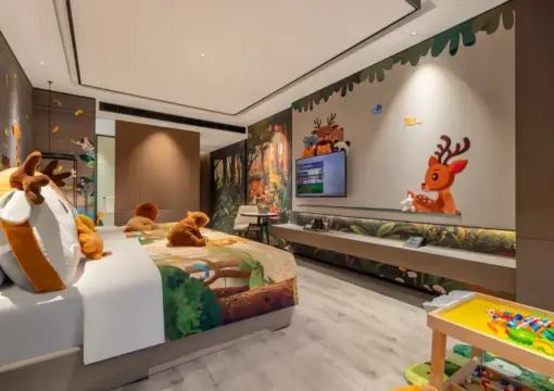 Forest Animal Family Theme Room (Fun & Joy for Kids)