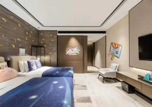 Green Frog Family Theme Room (Minibar + Childlike Tent + Dyson Hair Dryer)