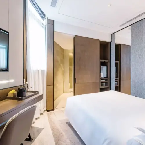 Queen Room