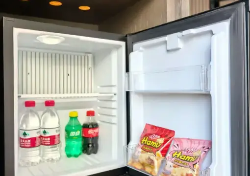 Yun He Family Room (Minibar + Panoramic Floor-to-Ceiling Window + Dyson Hair Dryer)