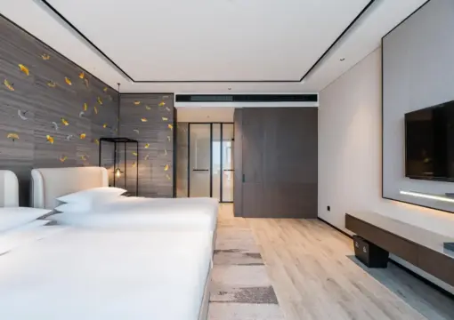Yun He Family Room (Minibar + Panoramic Floor-to-Ceiling Window + Dyson Hair Dryer)